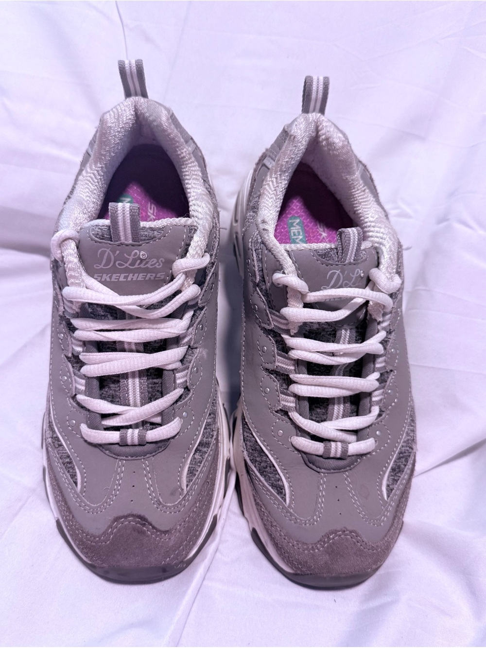 Skechers D'Lites Women's Gray Lace-Up Sneakers-Size 6